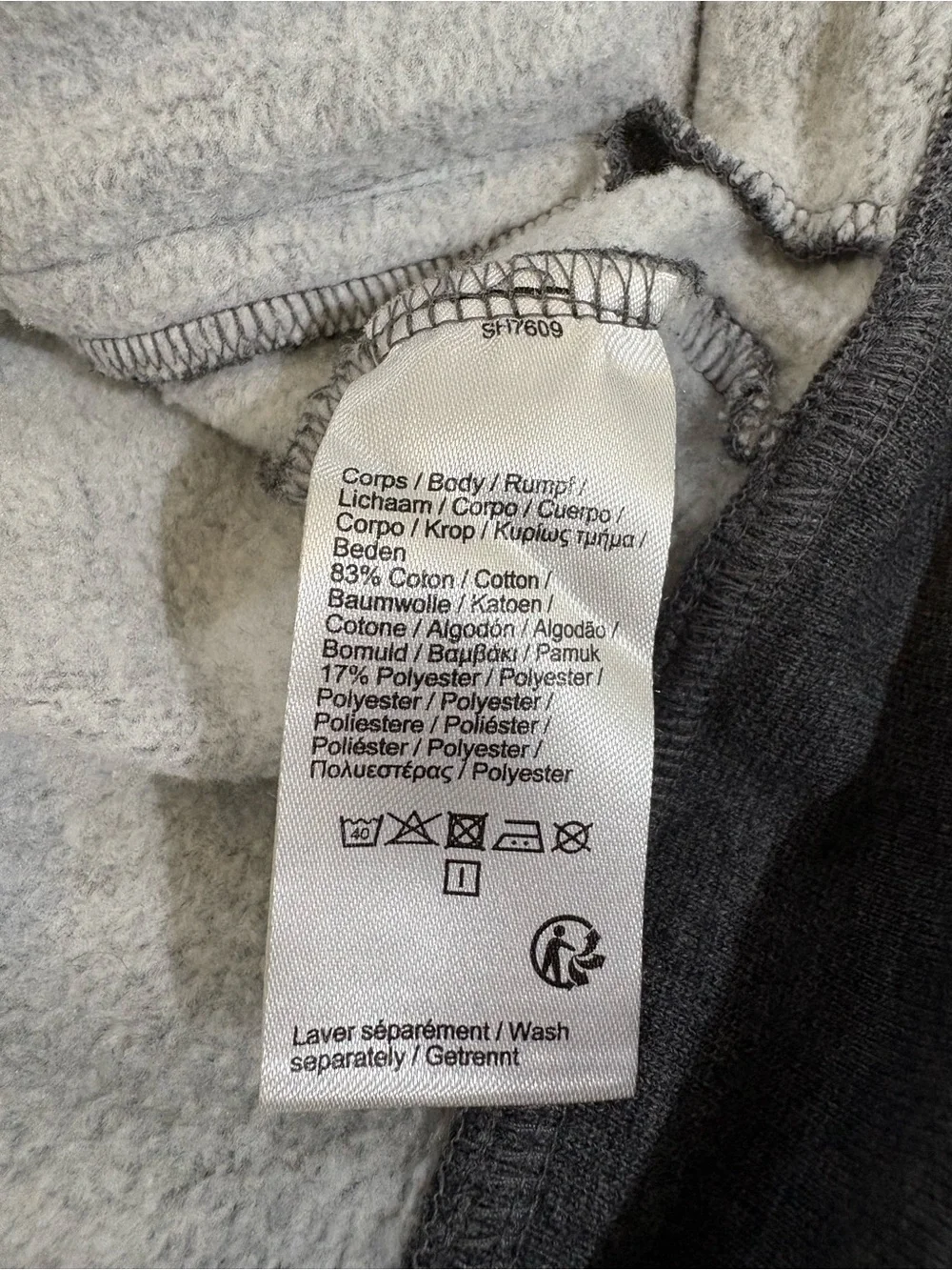 Lacoste excellent pre